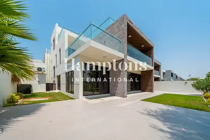 Full Golf View | G+2 | Fendi Villa