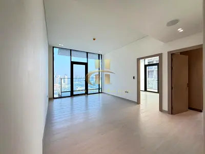 On High floor | Fully fitted Kitchen | Luxury | With Balcony