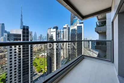 Burj Khalifa View | 2 Balconies | Exclusive