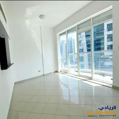 شرفة مطلة على القناة | شقة بغرفة نوم واحدة | Hub Canal 1
