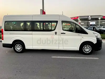 2020 Toyota Hiace Standard GCC Specs
