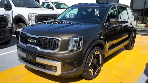 2023 Kia Telluride | 3.8L V6 | 291 HP | AWD | 8-Seater | GCC Specs