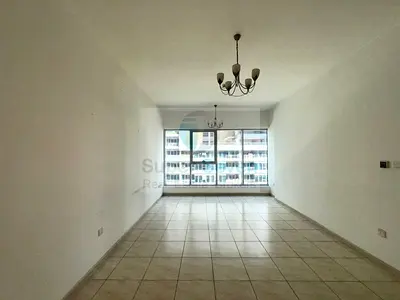 COMMUNITY VIEW || SPACIOUS || OPEN KTCHEN
