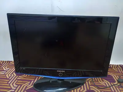 Samsung 22-24 inch LED LCD TV/Monitor - Good Working Condition