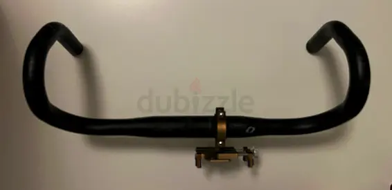 Oval Concepts 301 Handlebar with Phone Holder