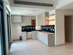Fountain View | Single Row | Prime Location
