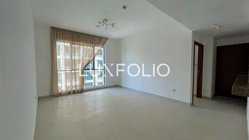Spacious 1BR | Boulevard View | Balcony