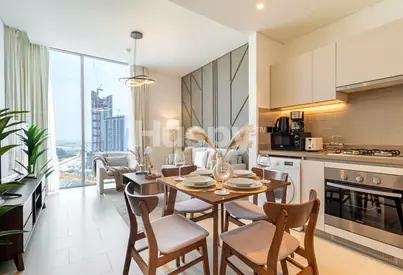 Mid Floor | Furnished | Community View