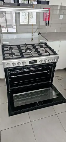 Bosch Brand Latest Model Gas Cooker 5 Burner
