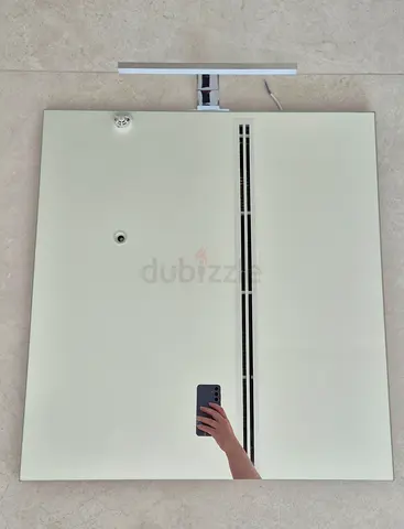 Bathroom mirror with light