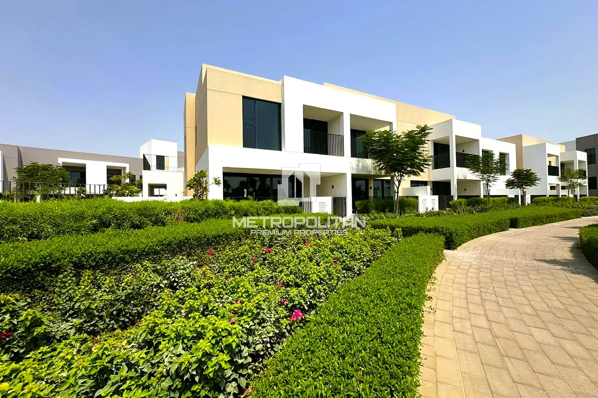 Corner G+1 | Close To The Amenities | Big Plot