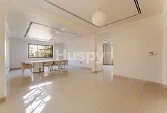 Vacant | Unfurnished | Open Layout