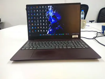 laptop Lenovo 8gn