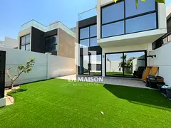 Single Row | Luxury 3BR+Maid TH | Private Garden