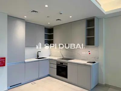 Lamaa Building 2 | Courtyard & City Views | Unfurnished