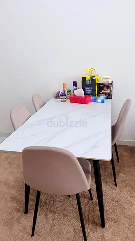 Modern Dining Table with 4 Chairs – Good Condition