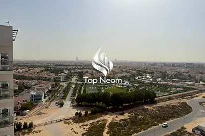 TIME 1 | PRIME LOCATION || FULLY FURNISHED || VACANT