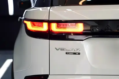 2018 LAND Rover RANGE ROVER VELAR photo 10