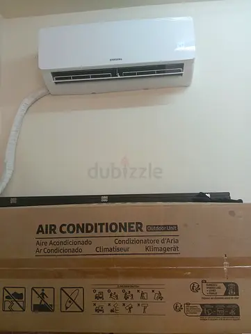 Samsung Split Air Conditioner (Wall Mounted) - Working Unit with Outdoor Unit Box