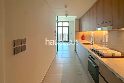 New |1 bed Converted |Multi cheques | City Views