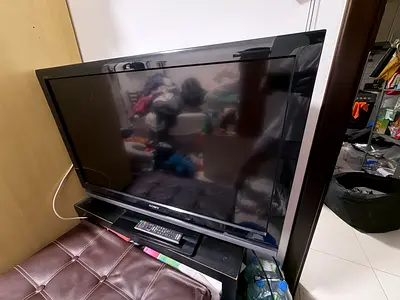 Sony 40 inches TV -  KLV-40V400A