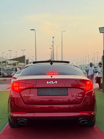 2013 KIA OPTIMA photo 4
