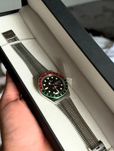 Rare Q Timex UAE 2020 Limited Edition 385/500