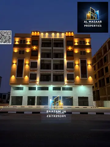 بناية جديدة  سكني وتجاري ارضى محلات + 4 طوابق مؤجرة بالكامل بسعر قابل لتفاوض على شارع الرئيسى تملك حر