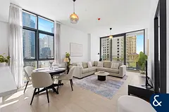 BILLS INCLUDED | Stunning Modern Apartment