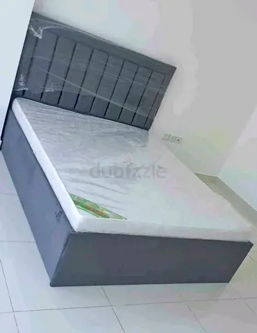 Brand New luxury Bed queen size 150cm 190cm With medical mattress available