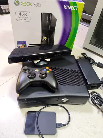 Xbox 360 with Kinect+ 149 games ( 1 TB) loaded