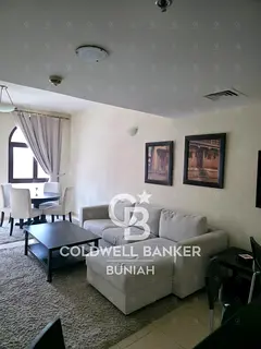 Vacant Modern 1-Bedroom Apartment with Balcony & Natural Light