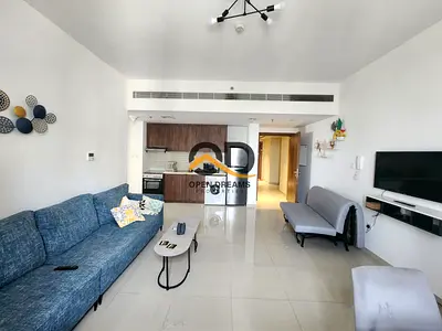 LUXURY FULLY FURNISHED 1BHK FALAT RANT ONLY 52K 4 CHAQ PAYMENT GYM POOL AND PARKING PARIM LOCATION UPTOWN AREA