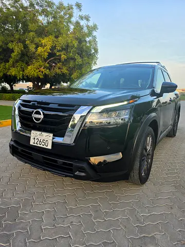 2024 Nissan Pathfinder SL - American Specs