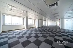 High Floor | Fully Fitted | Near Metro
