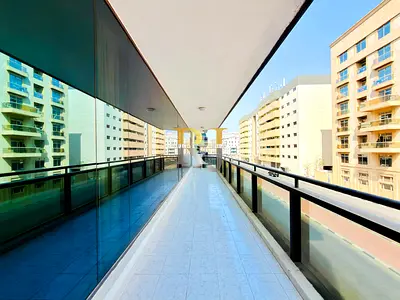 3BHK plus Maids-Ready to move-Prime location…