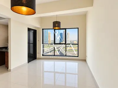 UNFURNISHED | HIGH FLOOR | VACANT