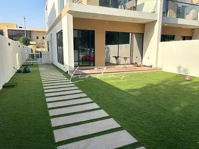 Single Row | 4 Beds | Unfurnished I Extended