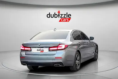2021 BMW 5-SERIES 照片 6
