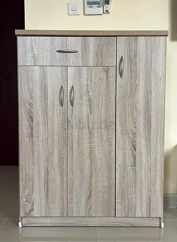 Compact wooden storage cabinet with drawer - light oak finish