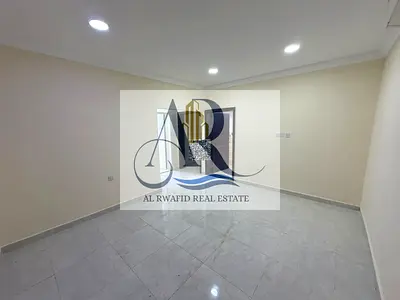 غرفتان وصالة ومساحات واسعة ومطبخ كبير قرب عمار