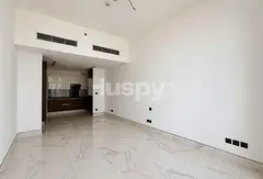 Unfurnished | Vacant | Partial Canal View