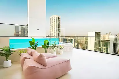 Stunning Views | Private Pool and with 2 Parking