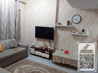 شقة فاخرة للايجار مع فرش فندقي شامل الكهرباء والمياة والانترنت