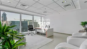 Ready to Move In | Fitted | Spacious | Near Metro