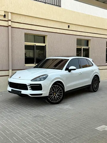 Porsche Cayenne S Platinum Edition 2019 | GCC Specs | Low Mileage