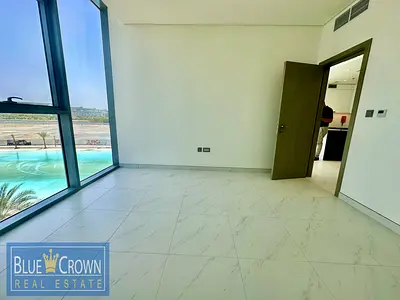 5CORNER UNIT FST FLOOR LOW PRICE