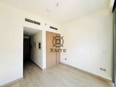 Unfurnished Studio |Kitchen Appliances |Pool View