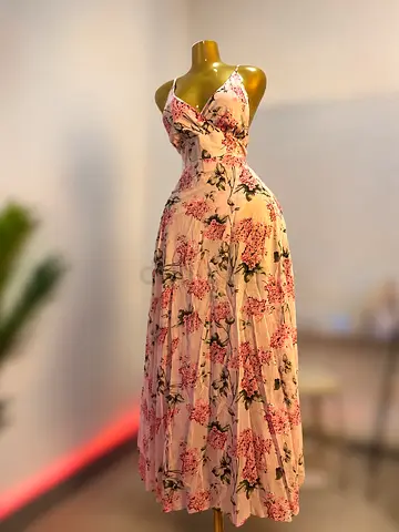 Light Pink Floral Maxi Dress, Size Medium (approx)