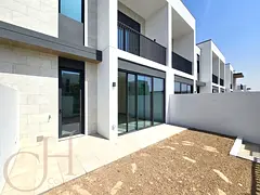 Brand new 3 bedroom -Next to pool and Gym